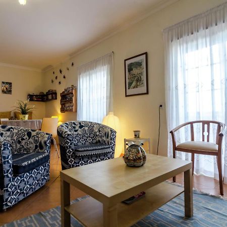 This Warm And Comfortable Apartment Lagos Pokoj fotografie